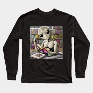 Believe in Yourself Funny an Alien reading a Book Long Sleeve T-Shirt